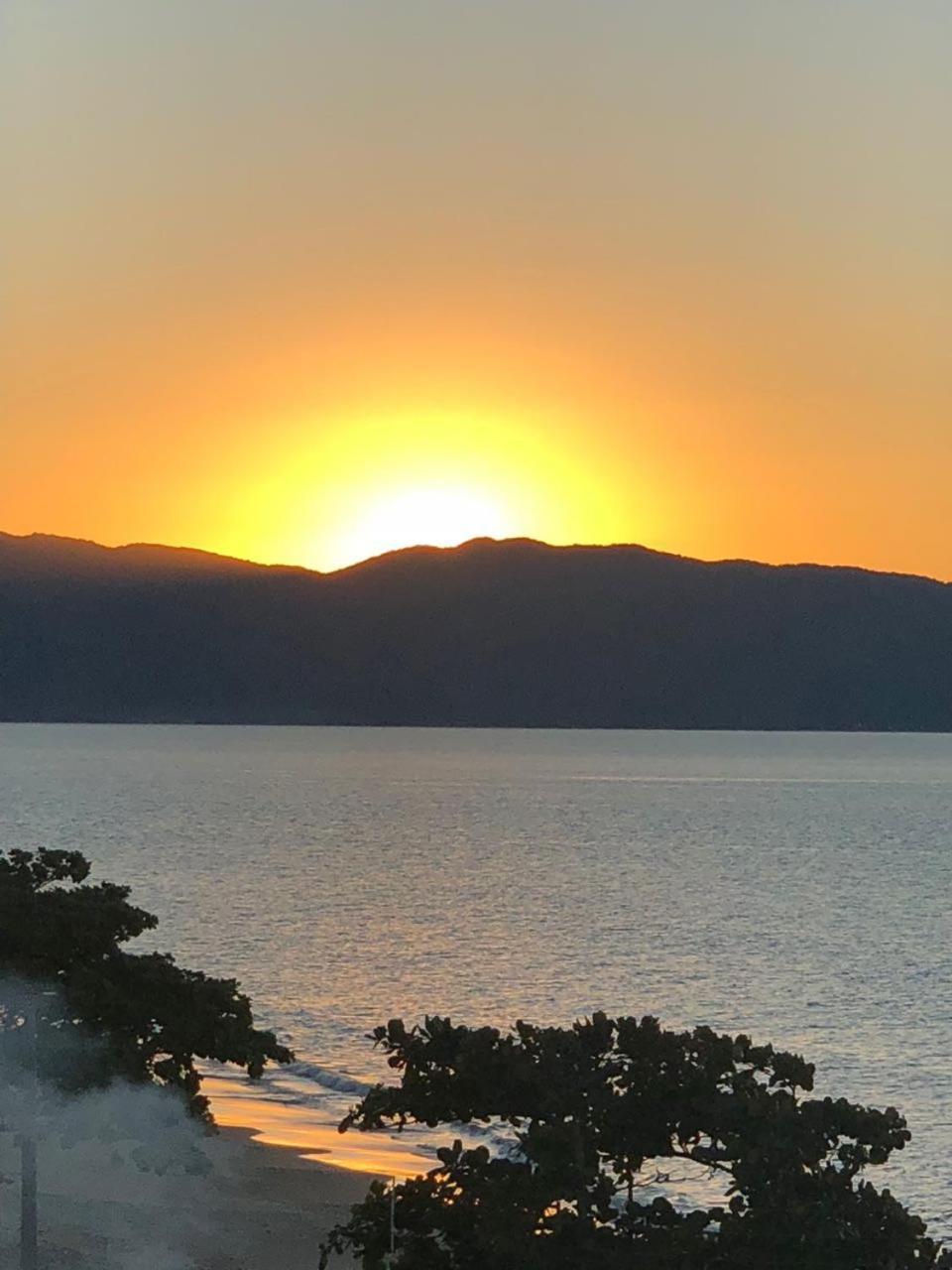 Cobertura Frente Ao Mar Apartment Florianopolis Bagian luar foto